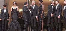 Ethann Isidore, Phoebe Waller-Bridge, James Mangold, Harrison Ford, Shaunette Renée Wilson, Mads Mikkelsen, Boyd Holbrook lors de la montée des marches de l'équipe au festival de Cannes 2023.