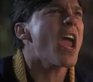 Troy criant sur Andy