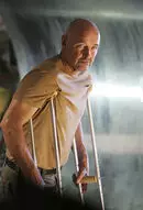 Two for the Road (episode: 2x20) 2X20-LockeCrutches