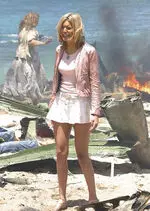 Pilot, Part 1 (episode: 1x01) 1X01 ShannonAfterCrash