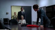 Kate, sa mère, et son avocat
