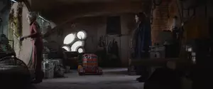 Maarva annonce à Cassian qu'elle reste sur Ferrix