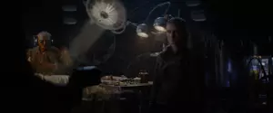 Cassian tenant en joue Vel et Quadpaw