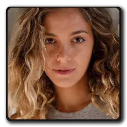 Jeune Margaret(a-simple-favor-collection)