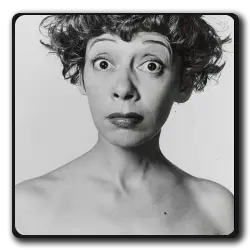 Toutes les infos sur Tante Edna Tante Edna(bonjour-les-vacances-saga)