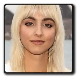 Ellie Deacon(canicule-saga)