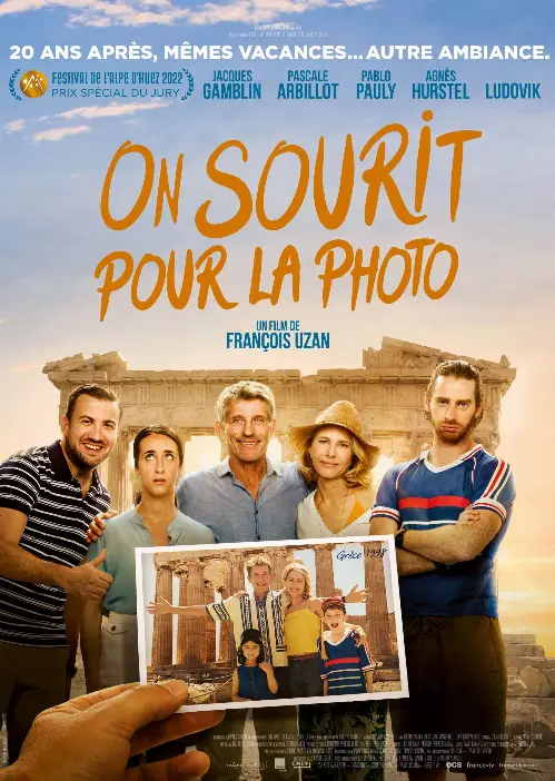 Consulter les informations sur le film On sourit pour la photo
