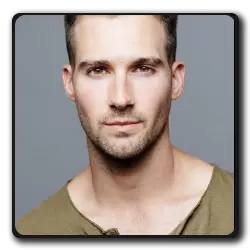 Toutes les infos sur Capitaine David Holden Capitaine David Holden(films-non-classes)