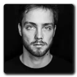 Toutes les infos sur Erik Erik(films-non-classes)