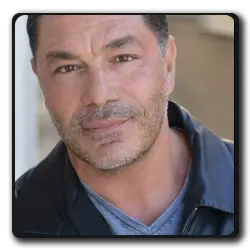 Toutes les infos sur Lieutenant Javi Espada Lieutenant Javi Espada(films-non-classes)