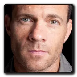 Russell Adams(films-non-classes)
