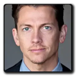 Toutes les infos sur Monarque Officier Martin Monarque Officier Martin(godzilla-saga)