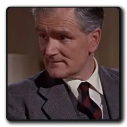 Toutes les infos sur Boothroyd 'Q' Boothroyd 'Q'(james-bond-saga)