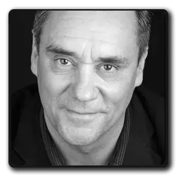 Toutes les infos sur Capitaine De Bateau Volant Capitaine De Bateau Volant(james-bond-saga)