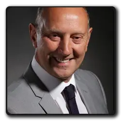 Toutes les infos sur Joueur De Casino / Train Passager Inconnu Joueur De Casino / Train Passager Inconnu(james-bond-saga)
