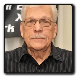 Michael Hunsaker(l-arme-fatale-saga)