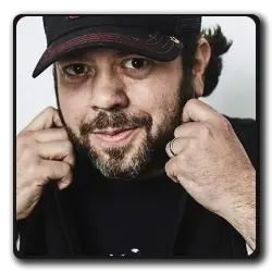 Toutes les infos sur Jacob Kowalski Jacob Kowalski(les-animaux-fantastiques-saga)