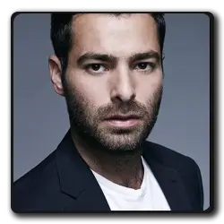 Toutes les infos sur Jonathan Simkhai Jonathan Simkhai(ocean-s-saga)