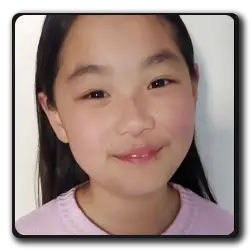 Toutes les infos sur La Première Jumelle Ling La Première Jumelle Ling(qu-est-ce-qu-on-a-fait-au-bon-dieu-saga)
