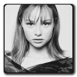 Toutes les infos sur Nina Morgan Nina Morgan(the-family-plan-collection)