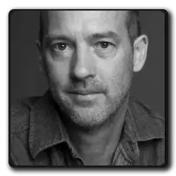Toutes les infos sur Lieutenant Nick 'Goose' Bradshaw Lieutenant Nick 'Goose' Bradshaw(top-gun-saga)