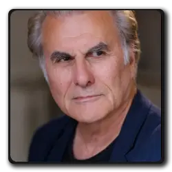 Toutes les infos sur Simon Stagg Simon Stagg(wonder-woman-saga)