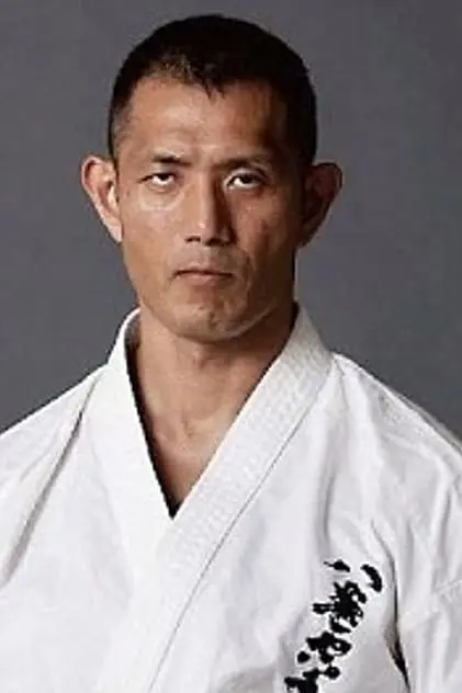 Photo de 八巻建弐
