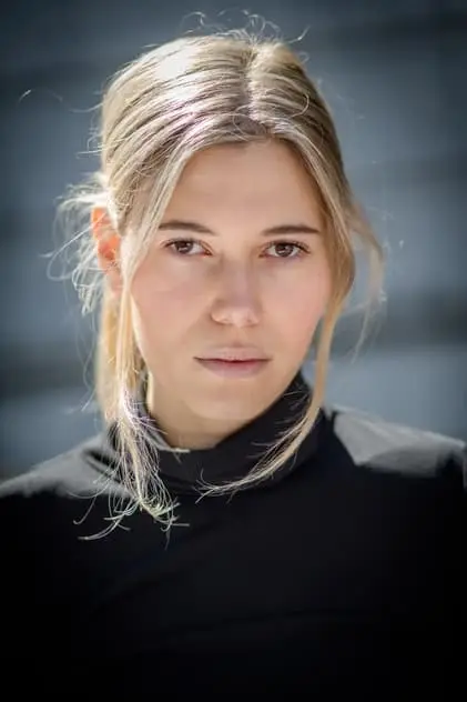 Photo de Glanville, Bella