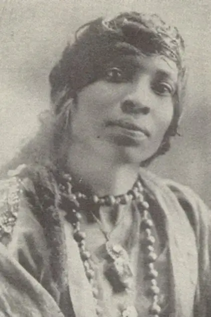 Photo de Sul-te-wan, Madame Photo de Sul-te-wan, Madame