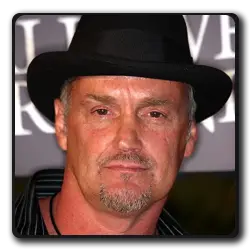 Charlie Sharp(21-jump-street_1987)