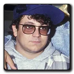 Toutes les infos sur Vinnie Inconnu Vinnie Inconnu(21-jump-street_1987)