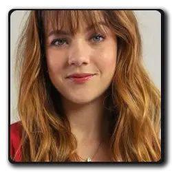 Toutes les infos sur Caroline Guimarães Caroline Guimarães(3_2011)