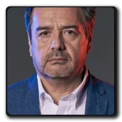 Toutes les infos sur Commissaire Manuel Toledo Commissaire Manuel Toledo(42-jours-d-obscurite_2022)