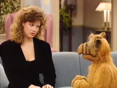 Consulter les informations sur l'épisode Amour, quand tu nous tiens