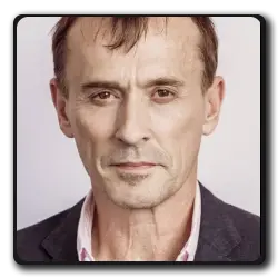 Toutes les infos sur Lieutenant Lieutenant(american-horror-story_2011)