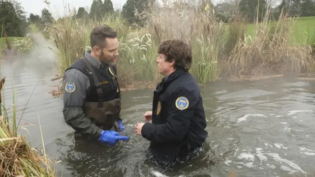 Consulter les informations sur l'&eacute;pisode Skunks and Swans