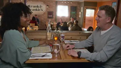Consulter les informations sur l'épisode Vivre penchée