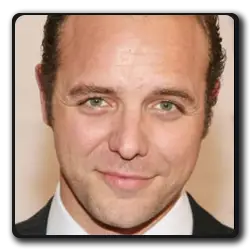 Toutes les infos sur Shérif Lucas Hood Shérif Lucas Hood(banshee_2013)
