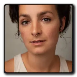 Toutes les infos sur Jeune Carol Jeune Carol(black-mirror_2011)