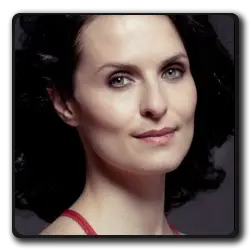 Penny(black-mirror_2011)
