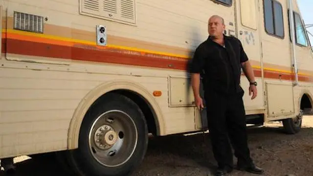 Consulter les informations sur l'épisode Le camping-car