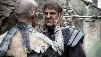 Consulter les informations sur l'épisode Alliances secrètes