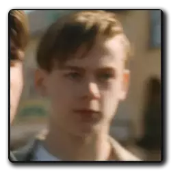 Toutes les infos sur Jeune Brute Jeune Brute(ca-bienvenue-a-derry_2025)