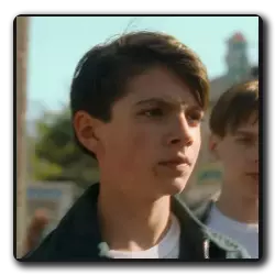 Toutes les infos sur Jeune Brute Jeune Brute(ca-bienvenue-a-derry_2025)