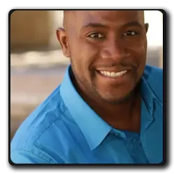 Clarence(chicago-fire_2012)