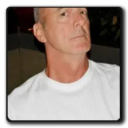 Directeur Hobbs(continuum_2012)