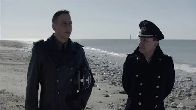 Consulter les informations sur l'épisode Coude à coude