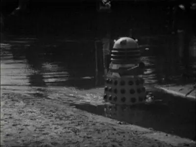 Consulter les informations sur l'épisode L'Invasion Dalek de la Terre - Partie 2 (les Daleks)
