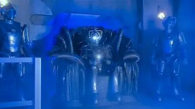 Consulter les informations sur l'épisode Le règne des cybermen (2)