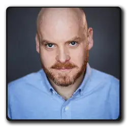 Toutes les infos sur Le Journaliste Tom Hitchingson Le Journaliste Tom Hitchingson(doctor-who_2005)